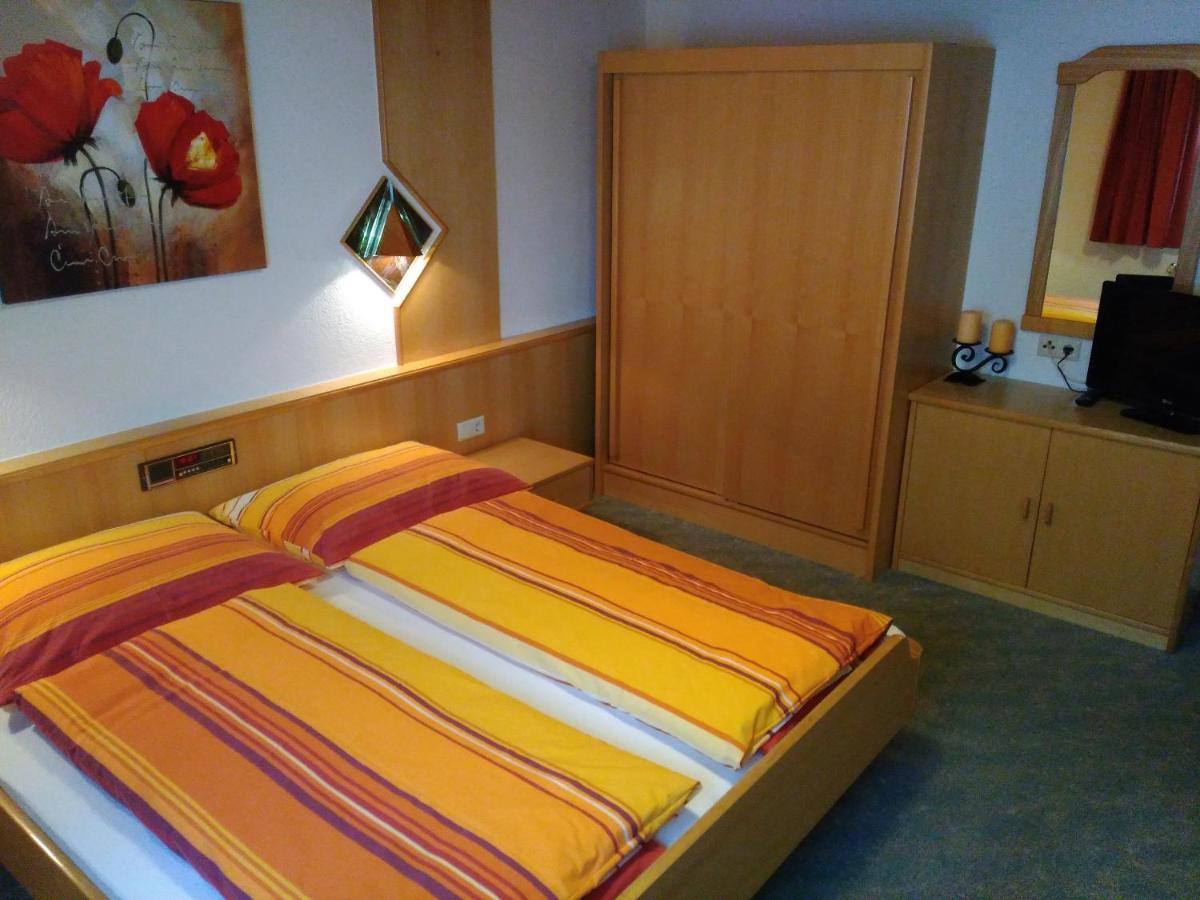 Haus Edelweiss Panzió Jerzens Kültér fotó