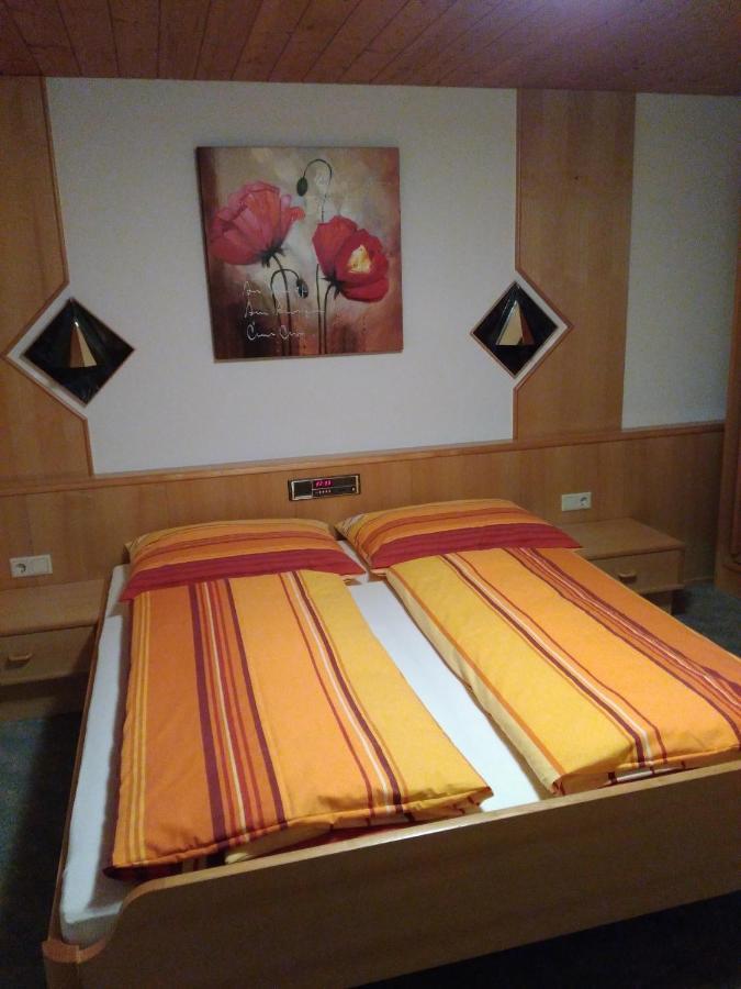 Haus Edelweiss Panzió Jerzens Kültér fotó