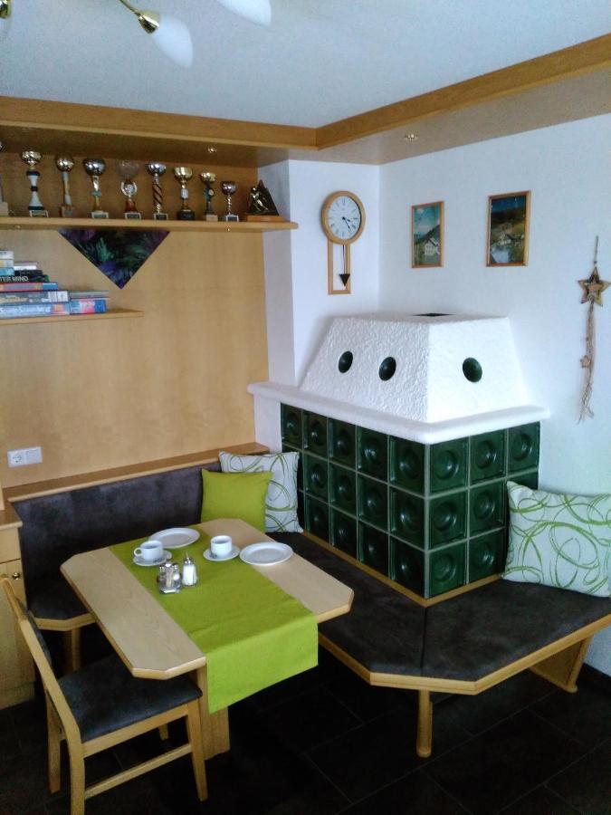 Haus Edelweiss Panzió Jerzens Kültér fotó